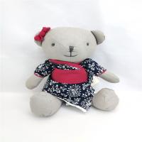 Crianças brincando com bebê adorável ursinho de pelúcia desenho personalizado animal recheado brinquedo vestindo ursinho de pano