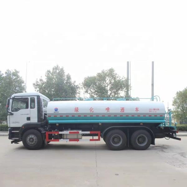 SINOTRUK 18 Cbm Camion Arroseur Berceau de Lancement  Wagon d'Eau
