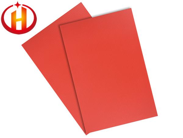 Red Wear Resisting 3mm PP Corrugated Plastic Sheets Fireproof