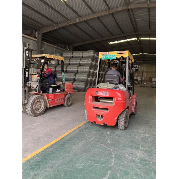 Offshore Pipeline Counterweight Welded Wire Mesh Hole Size 25.4mmx67mm Spot Welded Pipeline Steel Mesh