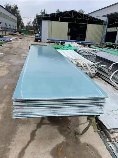 Panel de FRP liso de fibra de vidrio plano utilizado para materiales de RV Resistencia a la tracción 300 - 500MPa