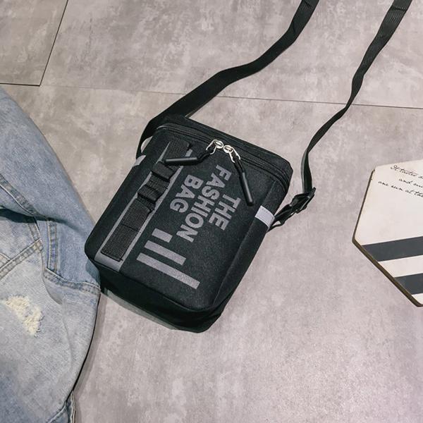 Giant messenger bag investigation corps shoulder bag student bag cartoon free wing bag