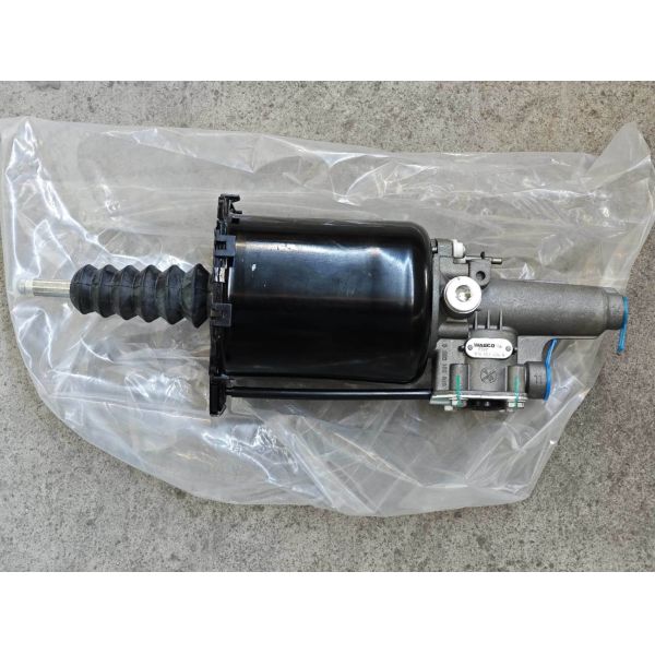 S31A0-E0720 S3221-02090  9700514240 Clutch booster FOR HINO700
