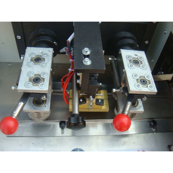 304 Stainless Stel Plastic Bag Packaging Machine , 2.4kw Horizontal Pillow Packing Machine