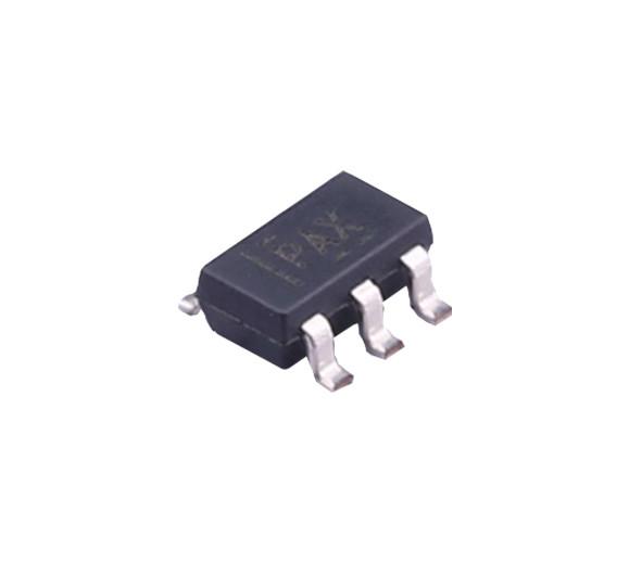 TLV70450DBVR IC Composants électroniques Régulateur linéaire à faible dérapage