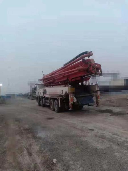 2013 Zoomlion 56m Camión de bomba de hormigón Tecnología avanzada para equipos de construcción
