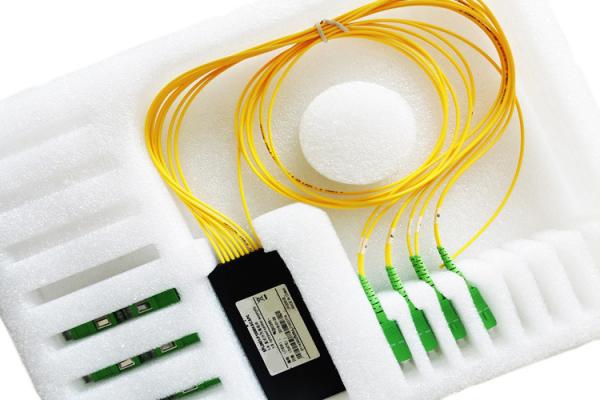 1x8 SC APC  Fiber Cable Splitter compact assembly G.657A2 with 1.8mm
