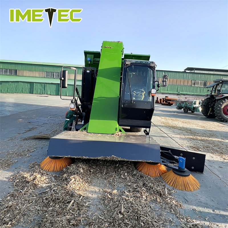 Full Hydraulic Self Propelled Silage Wagon Leftover Collector For Cattle Sheep Ranch