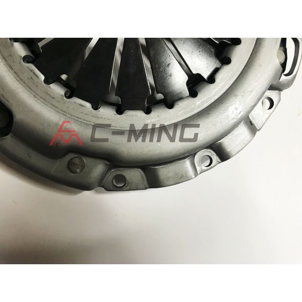 215*140*247mm Mitsubishi Clutch Kits MBC617 Clutch Pressure Plate