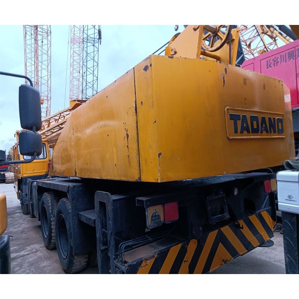 250t Capacity TADAN TL250 Crawler Crane for Machinery Repair Shops in High Demand