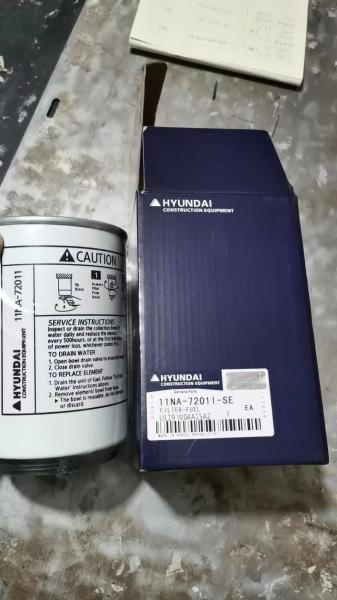 11NA-72011-SE Hyundai Element Pre Fuel Filter  Excavator engine