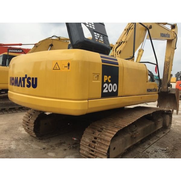 Excavatrice hydraulique utilisée KOMATSU PC200-7 de chenille 3200 heures dans la