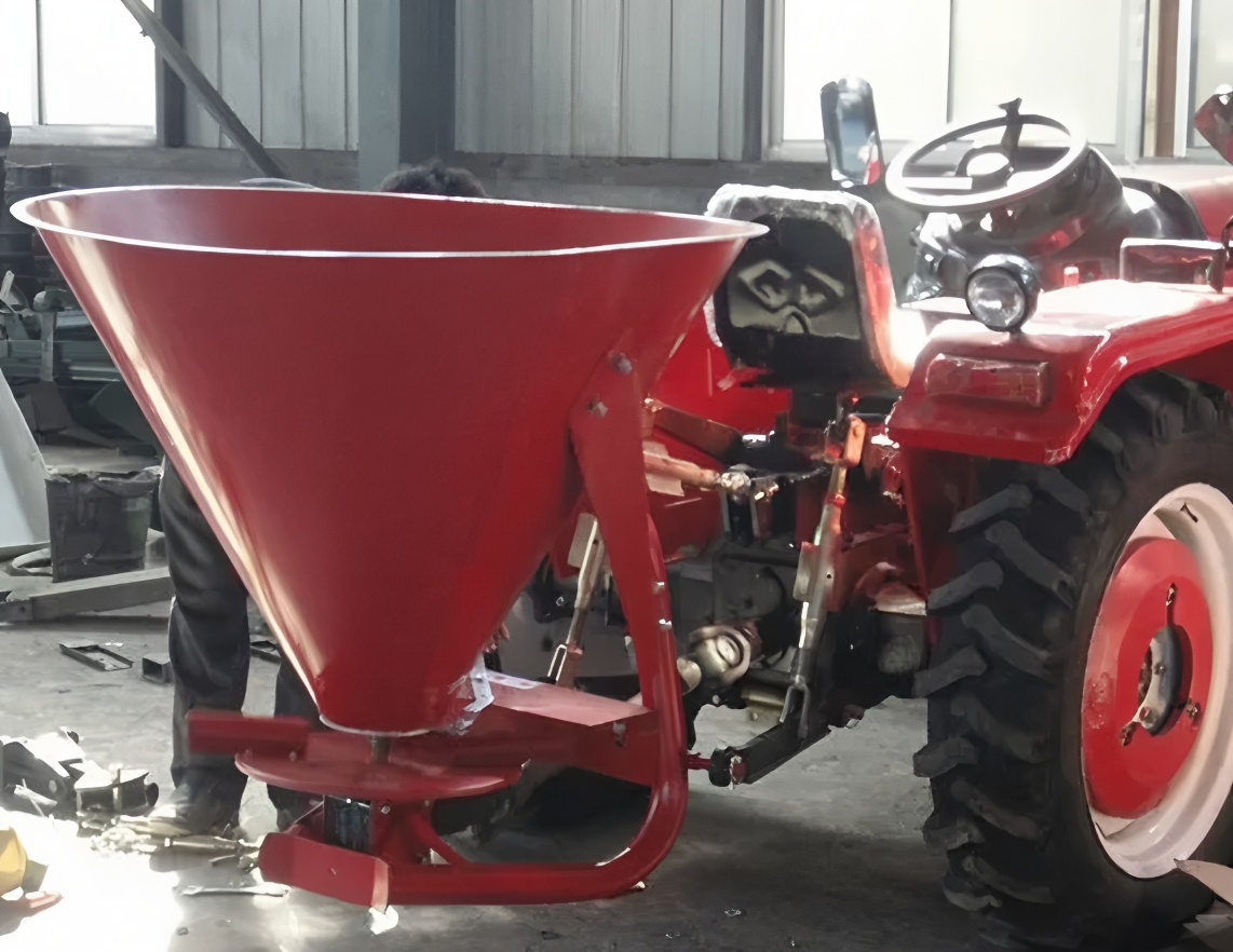 Tractor 3‑Point Hitch Fertilizer Spreader | Agricultural Granular Fertilizer Broadcast Spreader for Farm Use