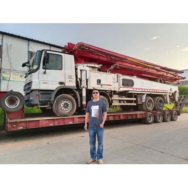 Semi-seco hormigón hormigón de remolque bombas de la escala de Lager Sany 8m Sup3 por hora