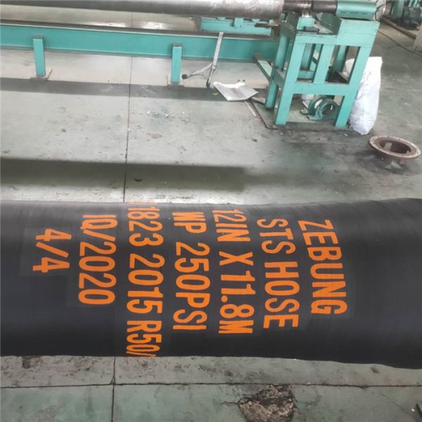 Dock Oil Suction Discharge Pipe , Fuel Delivery Tank Truck Hose Abrasion Resistant