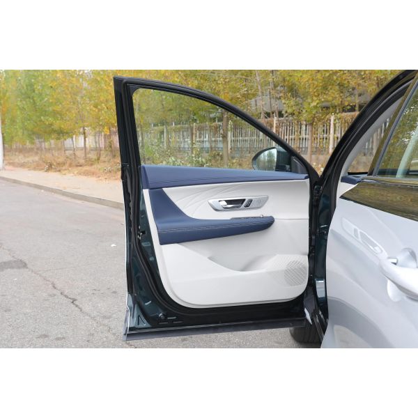 Experimenta el máximo confort y rendimiento con el DONGFENG AEOLUS HUGE 1.5L Hybrid