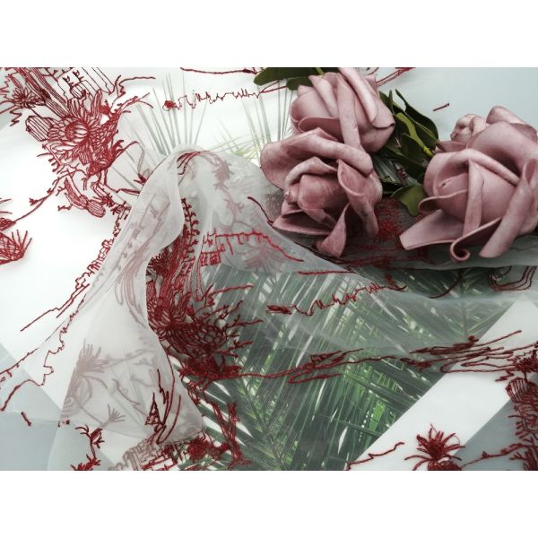 Tulle Mesh Red Embroidered Lace Fabric pour la robe de fille