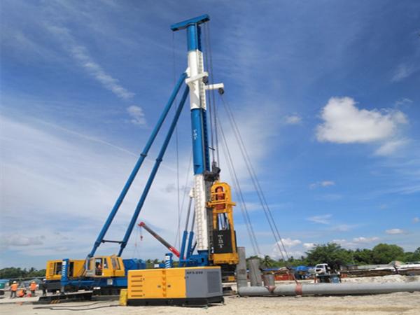 pilha hidráulica do martelo 13T que conduz para a pilha Foudation do concreto pré-fabricado