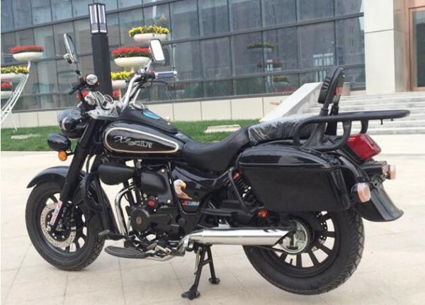 Molhe o cilindro das motocicletas frescas de Trikes do interruptor inversor/a distância entre o eixo dianteira e traseira traseiros do freio disco 1570mm da parte dianteira