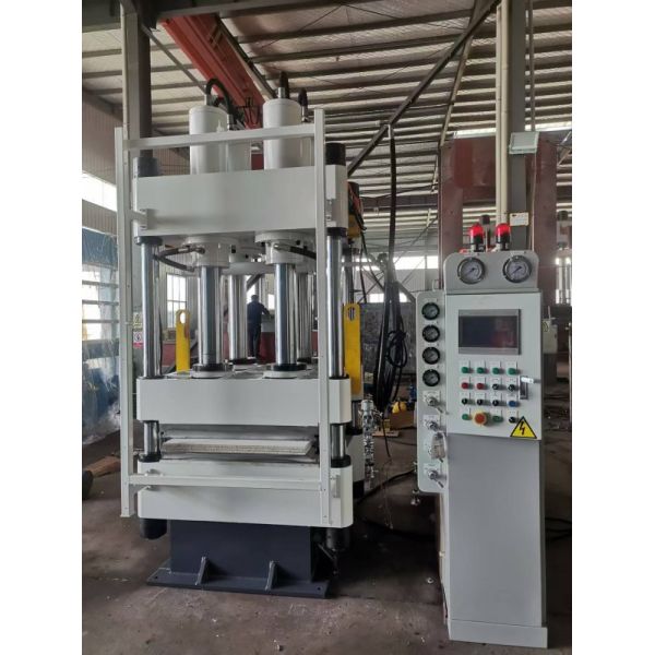 PLC Control Air Spring Vulcanizing Machine with Customized Cylinder Stroke for High Temperature and Pressure Rubber Molding