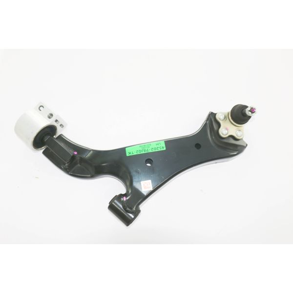 Suspensión delantera inferior LH / 45202-78J02 / 96819161 para Chevrolet