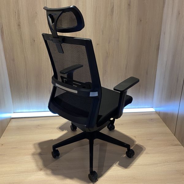 Стулья t вспомогательного офиса сетки эргономические - подлокотник формы вращаясь