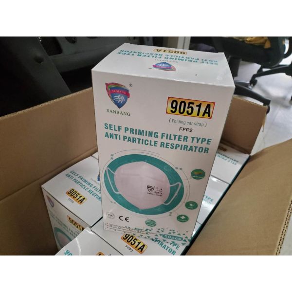 BFE95% KN95 FFP2 Face Mask White Vertical Folding Respirator High Filtration