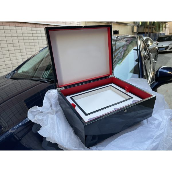 10-12 Days Sample Time Customized High-Gloss Wooden Gift Storage Box with Custom Logo