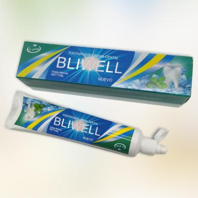 Dentes ervais dos extratos que claream o dentífrico para problemas sensíveis da goma