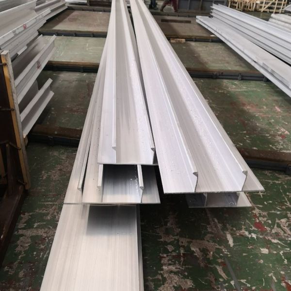 U Channel Constructional Aluminium Extruded Profiles 4800mm