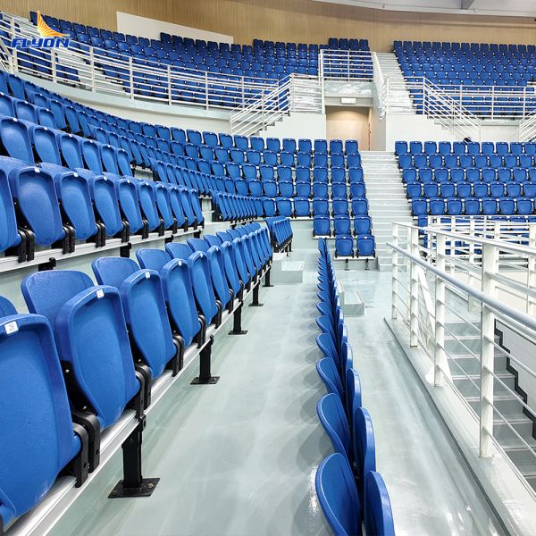 Lightweight 2.5kg Black Stadium Sports Seats with 5 Years Warranty and 45cm Dimensions