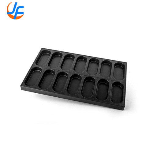 RK Bakeware Chine-Slicone a glacé le petit pain/petit gâteau Tray Various Size And Shape