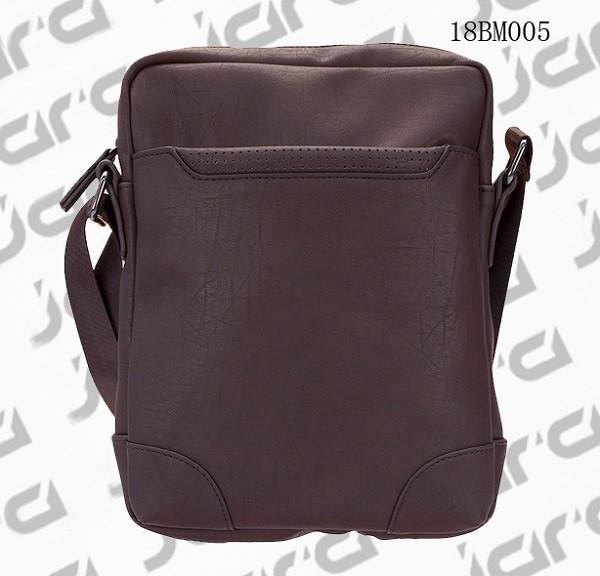 Brown Cross Shoulder Mens Fashion Bags , Waterproof Cross Body Bag In PU