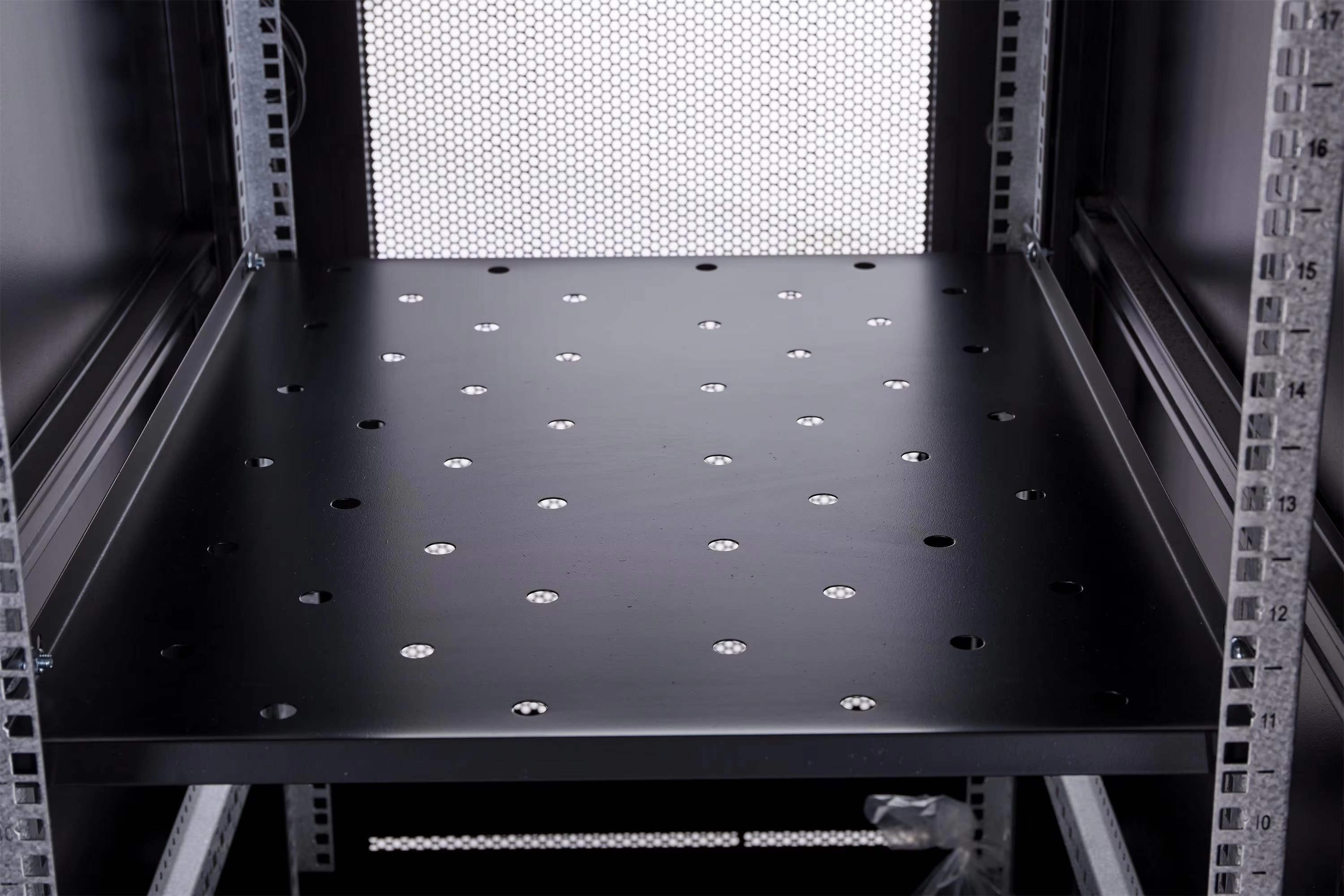 Server Rack 22U 600*600*1200 with Private Mold and Budget-friendly