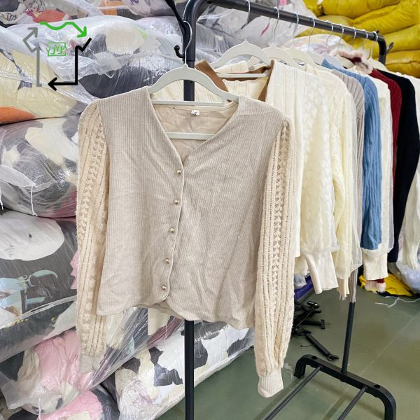 Second Hand Knitted Long Sleeved Thick T Shirts Used women Clothes China Wholesale