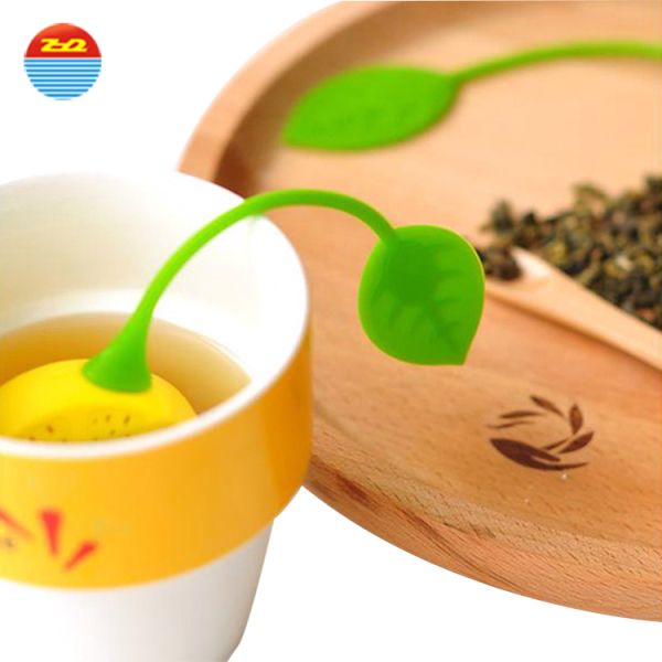 Pretty Strawberry Cool Tea Strainers