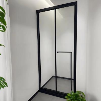 A minimalist one-line sliding door that maximizes opening space, with no overhead clamps design.