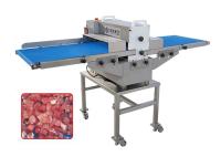 500 kg/h Machine de découpe de cube de viande fraîche de poulet et de foie avec convoyeur