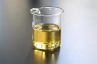 Formule multi-enzyme liquide claire pour une production améliorée Dosage recommandé 1-3 kg/T Plage de pH 5,5-9.5