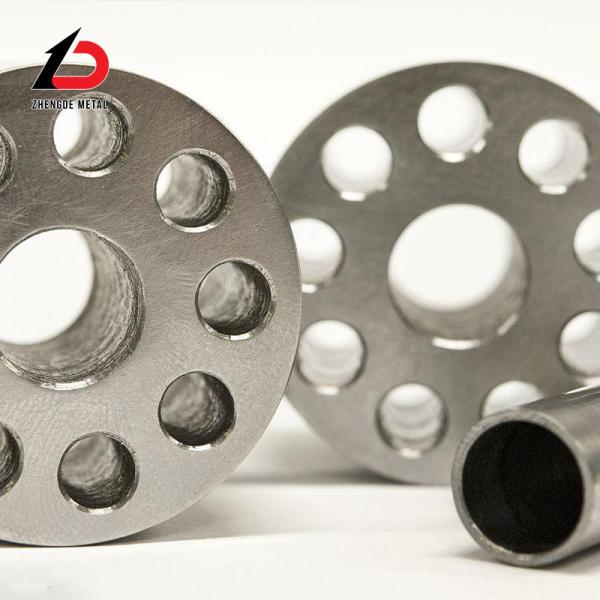 China Manufacture Forged Weld Neck Stainless Steel/Carbon Steel Flange