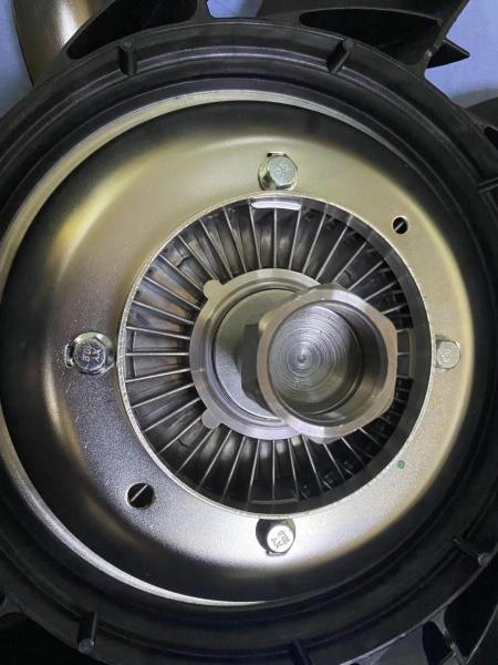 Metal Plastic LR023392 LAND ROVER Radiator Fan AH32-8C617-AE