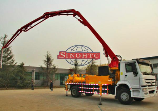Mobile Concrete Transport Truck 4x2 Concrete Boom Pump Truck 32 / 35m Boom Height
