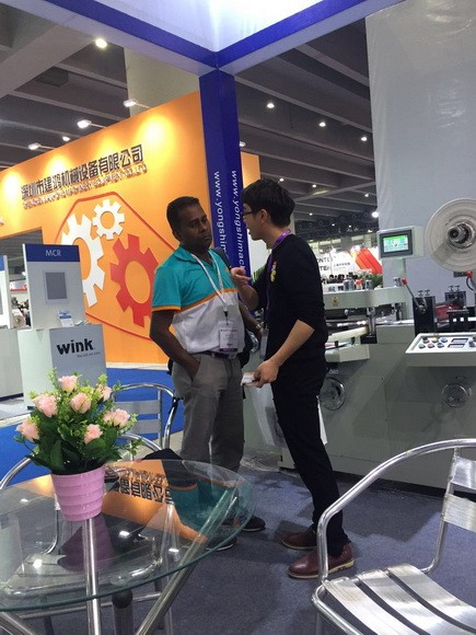 Автоматический высокоскоростной автомат для резки плашки цифров 400 раз/минимальное планшетное умирает резец