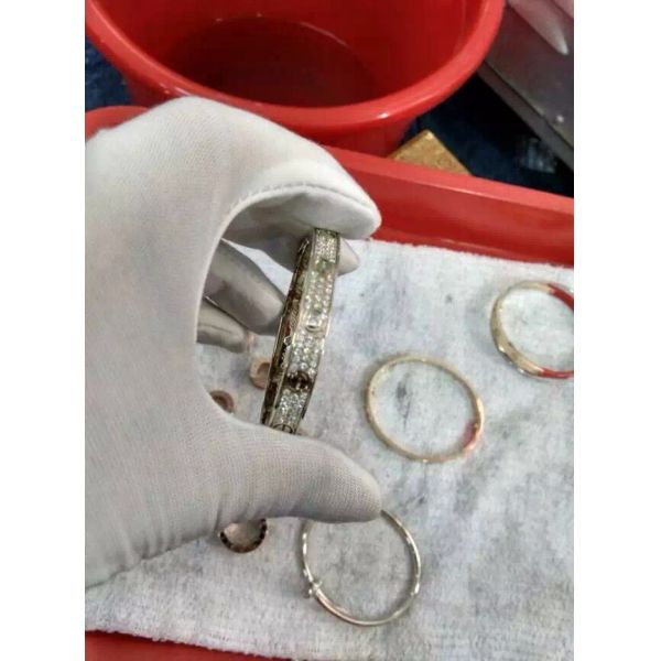  HardWear link bracelet in 18k yellow gold