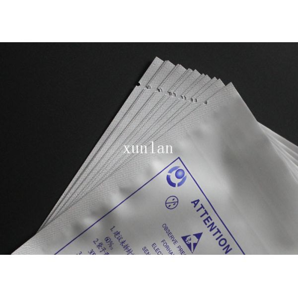 O enviamento branco da folha ensaca o logotipo personalizado imprimindo Nonpoisonous de 0.08~0.2mm