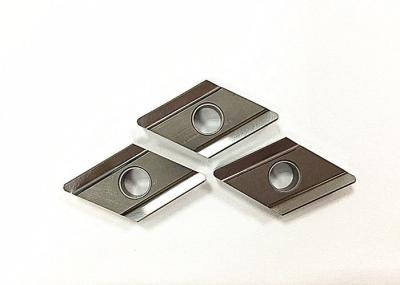 Processos de usinagem de metais máquina de torno inserir Ticn Cermet material DNGG