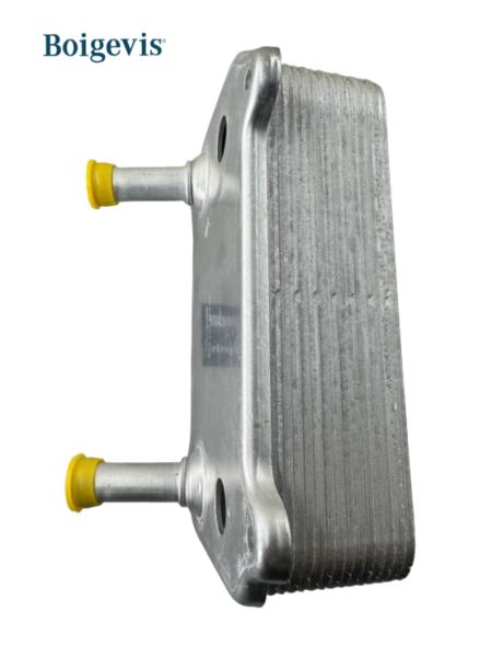 94810727603 ポルシェ・カイエン 03-06 4.5L V8用のエンジンオイルクーラー