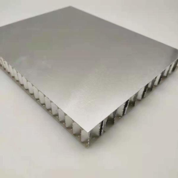 PVDF Coating Aluminum Honeycomb Sheet , 0.6mm Aluminium Honeycomb Roof Panel