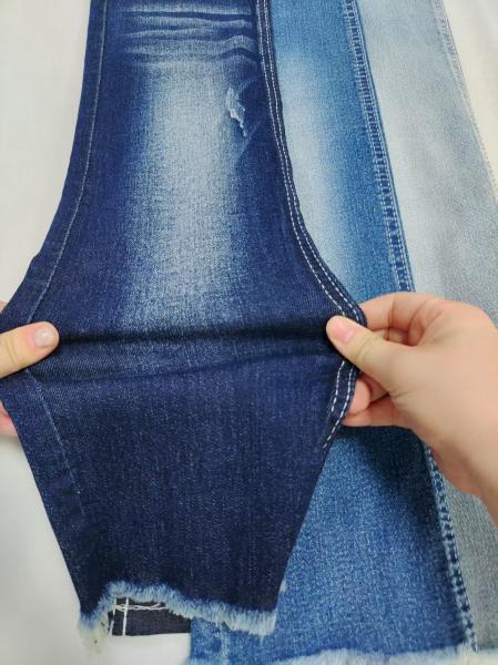 Tissus en denim à haute teneur en spandex à poids moyen, avec construction 10+10*21/40+21/70 JSD3319