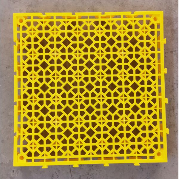 40x40x4.0cm PP Interlocking Plastic Mat for Easy Car Washing and Garage Floor Covering